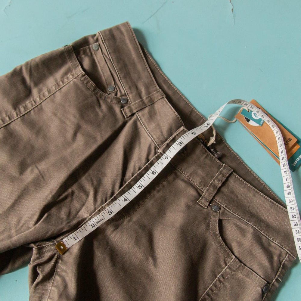 NEW Prana Carlotta Crop Dark Mud Mid Rise Skinny Ankle Pants Sz 8 / 29 - Picture 7 of 10